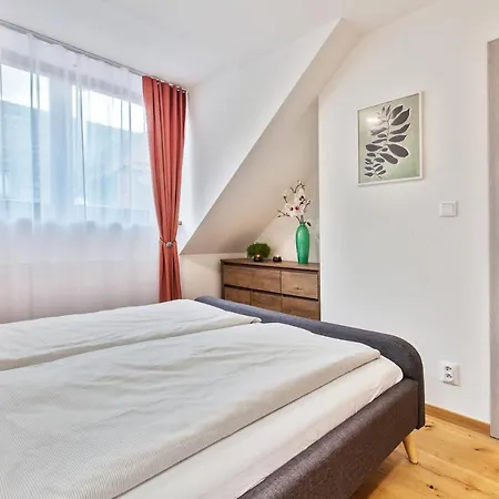 Zazi * Mýto pod Ďumbierom