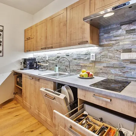 Zazi Apartment